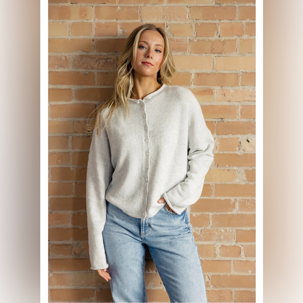 A Single Moment Button Up Cardigan | Size Small